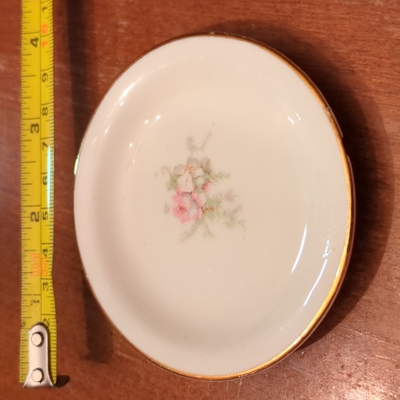 Vintage Gold-Rimmed Butter Pats, Set of 4 - Picture 5 of 7